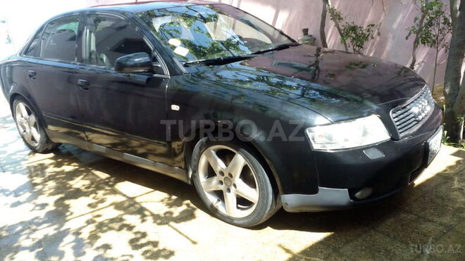 Audi A4 2003, 230,332 km - 1.8 л - Bakı