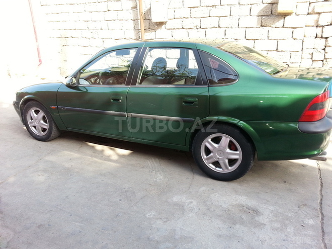 Opel Vectra 1995, 212,000 km - 2.0 л - Bakı