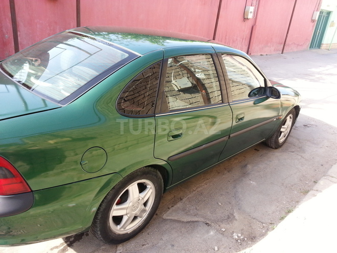 Opel Vectra 1995, 212,000 km - 2.0 л - Bakı
