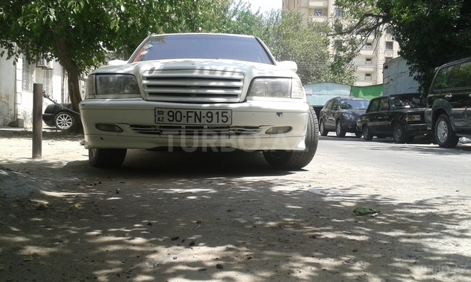 Mercedes C 180 1997, 460,000 km - 1.8 l - Bakı