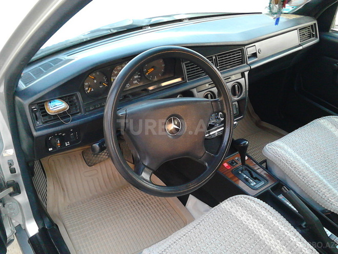 Mercedes 190 1991, 287,117 km - 1.8 l - Bakı