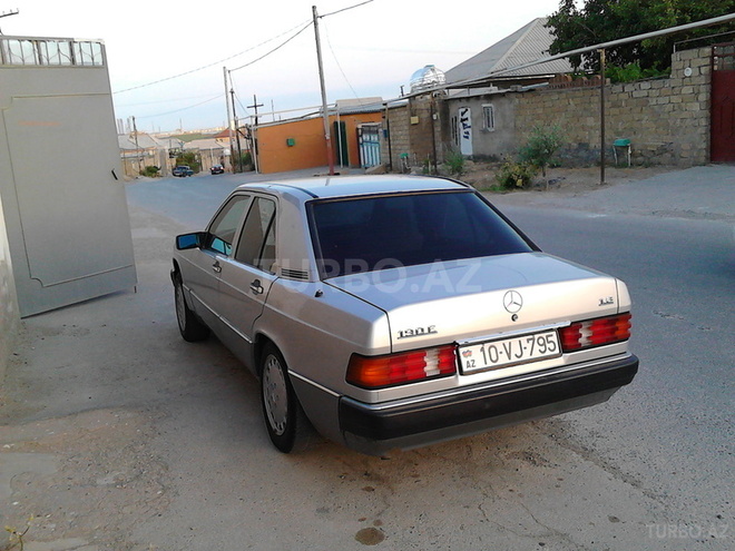 Mercedes 190 1991, 287,117 km - 1.8 l - Bakı