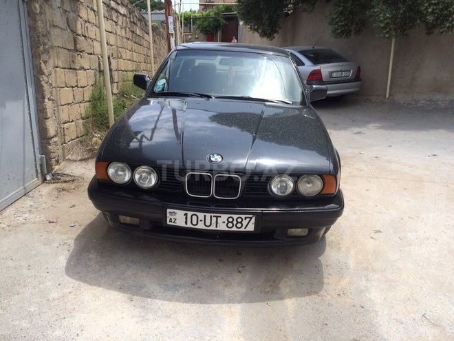 BMW 520 1990, 150,000 km - 2.0 л - Bakı