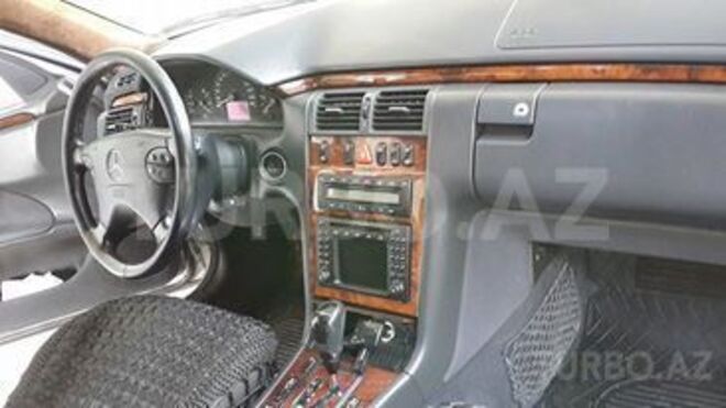 Mercedes C 220 2002, 216,000 km - 2.2 l - Bakı