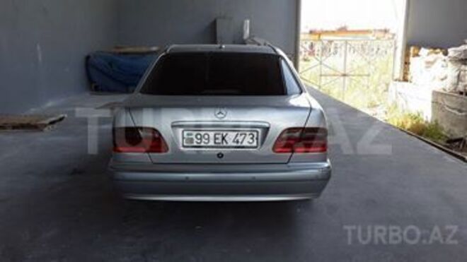 Mercedes C 220 2002, 216,000 km - 2.2 l - Bakı