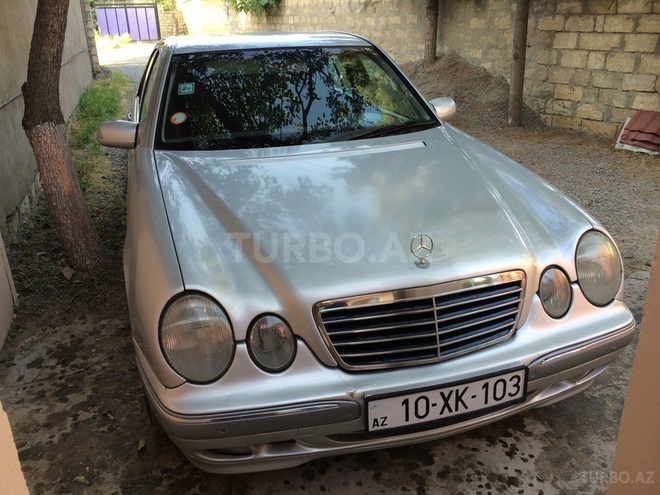 Mercedes E 240 1999, 252,000 km - 2.4 l - Bakı