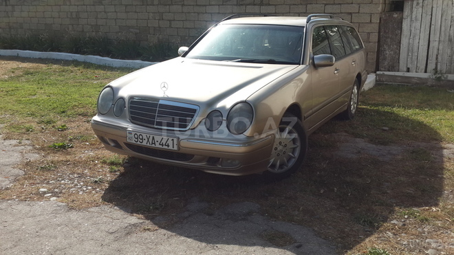 Mercedes E 240 2000, 180,000 km - 2.6 l - Bakı