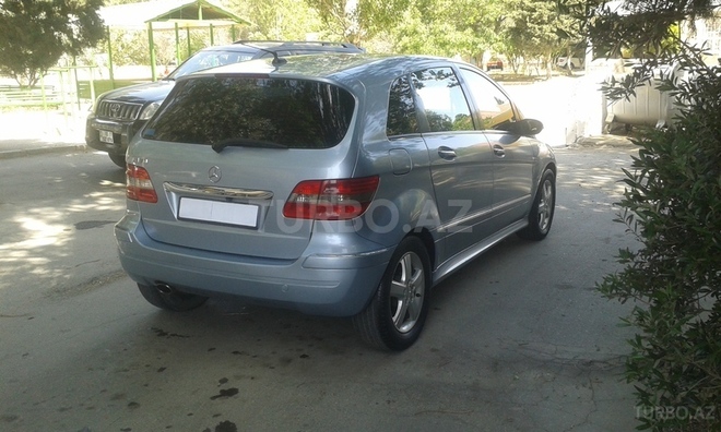 Mercedes B 170 2006, 120,000 km - 1.7 l - Bakı