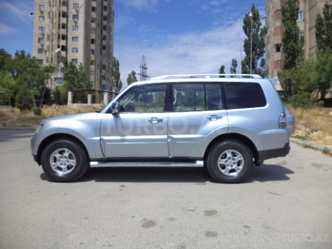 Mitsubishi Pajero 2007, 151,000 km - 3.0 l - Bakı