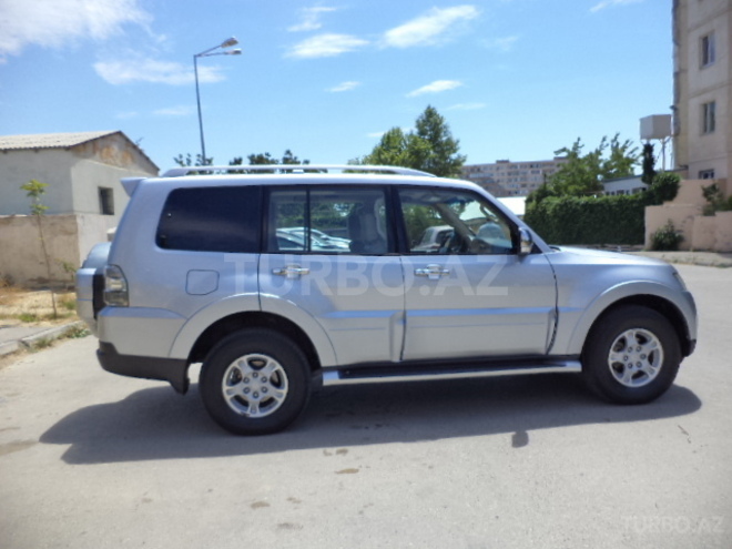 Mitsubishi Pajero 2007, 151,000 km - 3.0 l - Bakı