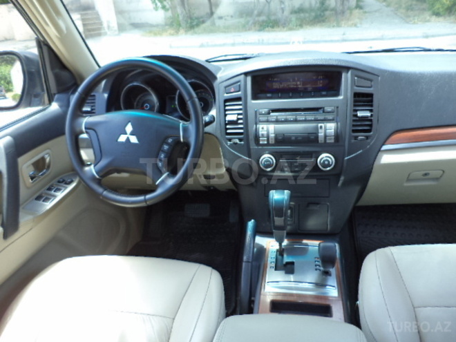 Mitsubishi Pajero 2007, 151,000 km - 3.0 l - Bakı