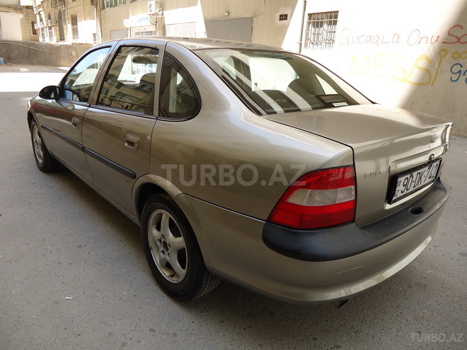 Opel Vectra 1998, 134,674 km - 2.0 л - Bakı