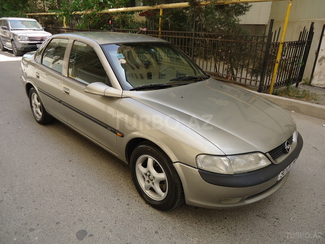 Opel Vectra 1998, 134,674 km - 2.0 л - Bakı
