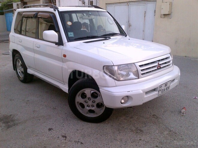 Mitsubishi Pajero io 1999, 240,000 km - 1.8 l - Bakı