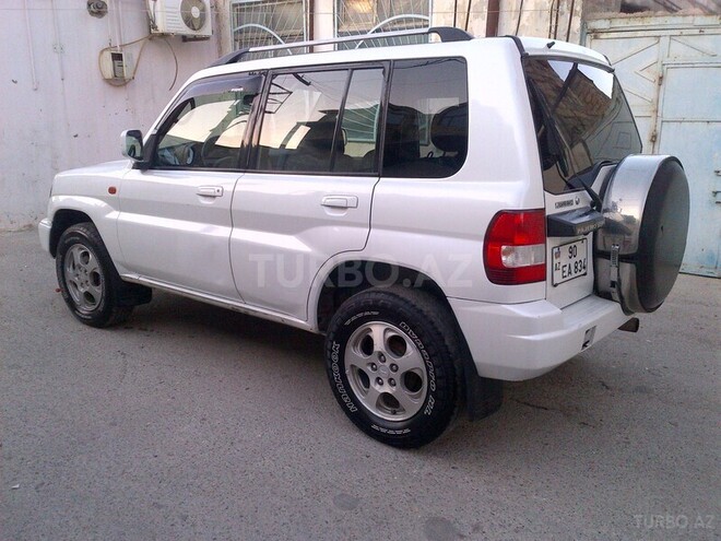 Mitsubishi Pajero io 1999, 240,000 km - 1.8 l - Bakı