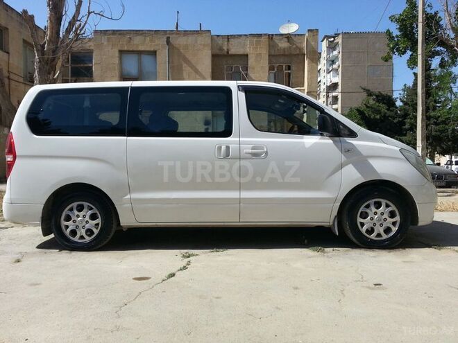 Hyundai H-1 2011, 75,600 km - 2.5 l - Bakı