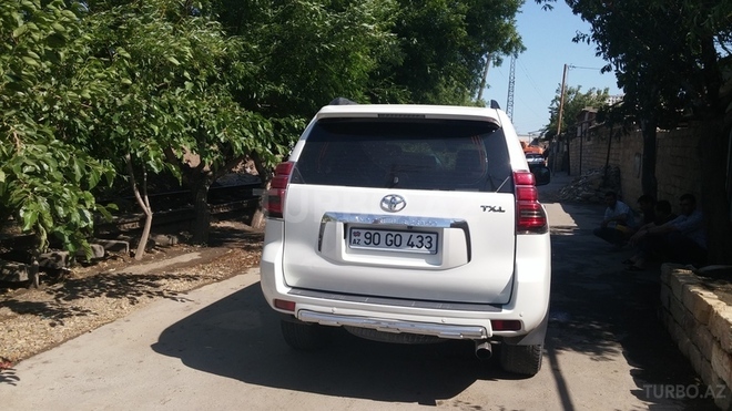Toyota Prado 2009, 86,000 km - 2.7 l - Bakı