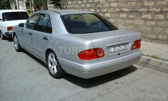 Mercedes E 200 1996, 200,000 km - 2.0 l - Bakı