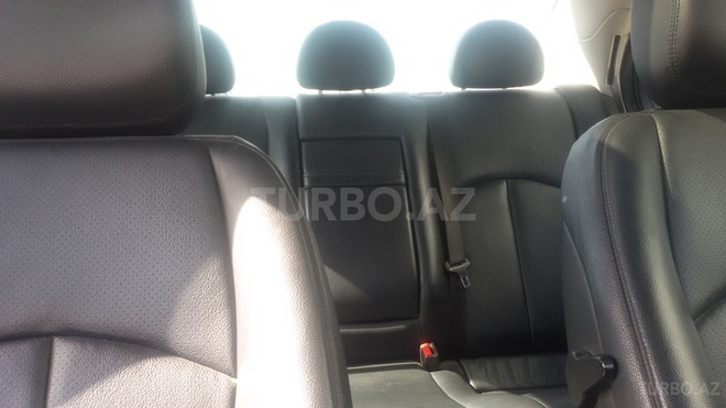 Mercedes E 220 2007, 300,000 km - 2.2 l - Bakı