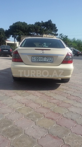 Mercedes E 220 2007, 300,000 km - 2.2 l - Bakı