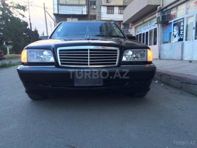 Mercedes C 230 1998, 146,000 km - 2.3 l - Bakı