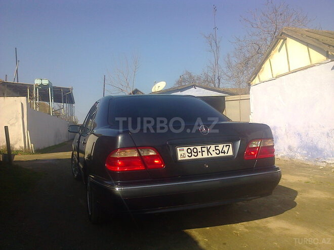 Mercedes E 200 2000, 168,000 km - 2.0 l - Bakı
