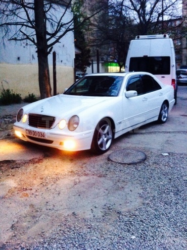 Mercedes E 240 2000, 182,000 km - 2.6 l - Bakı
