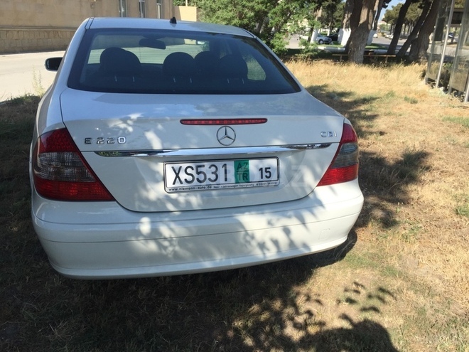 Mercedes E 220 2008, 280,000 km - 2.2 l - Bakı
