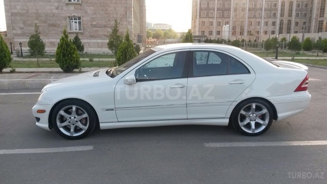 Mercedes C 230 2007, 174,500 km - 2.5 l - Bakı