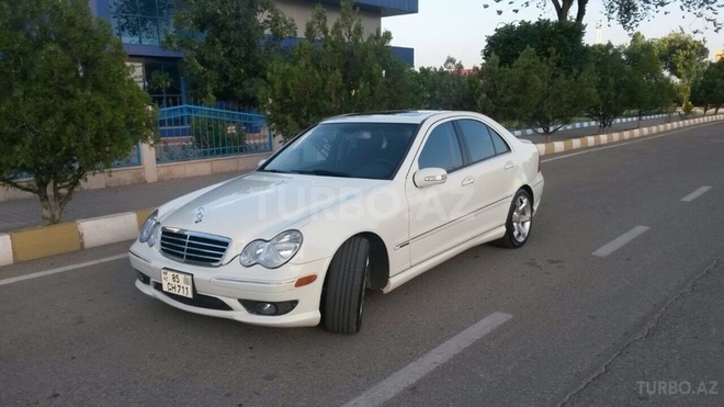 Mercedes C 230 2007, 174,500 km - 2.5 l - Bakı