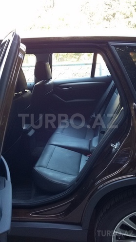 BMW X1 2011, 112,000 km - 2.0 л - Bakı
