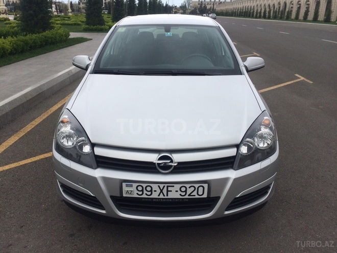 Opel Astra 2005, 145,000 km - 1.6 l - Bakı