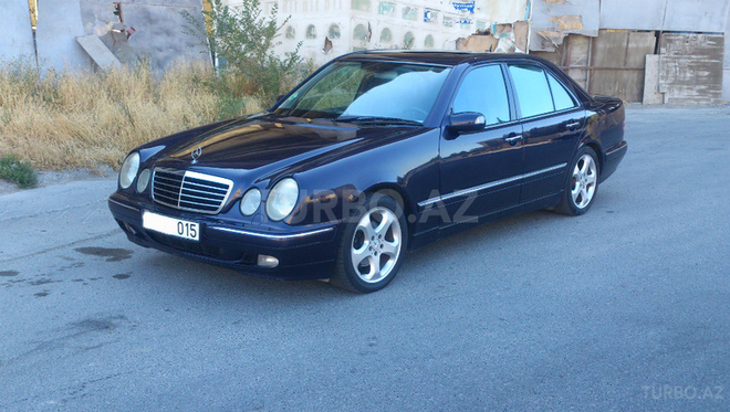 Mercedes E 280 2001, 251,000 km - 2.8 л - Bakı