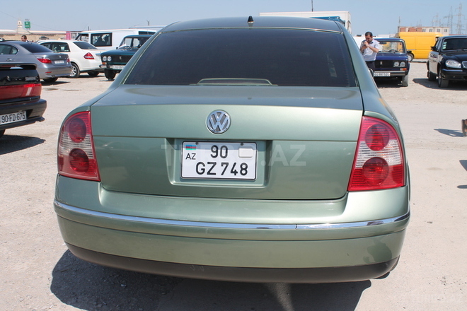 Volkswagen Passat 2003, 150,000 km - 1.8 l - Bakı