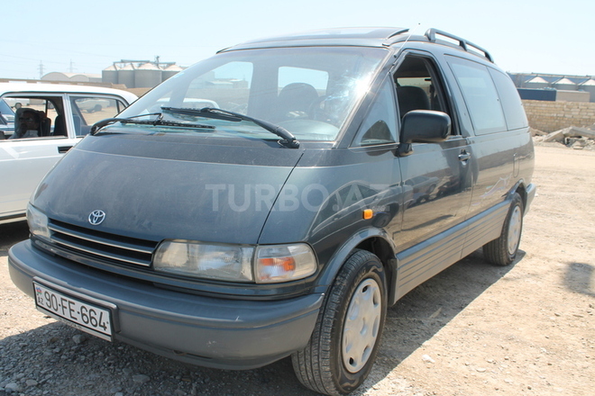 Toyota Previa 1990, 100,000 km - 2.4 l - Bakı