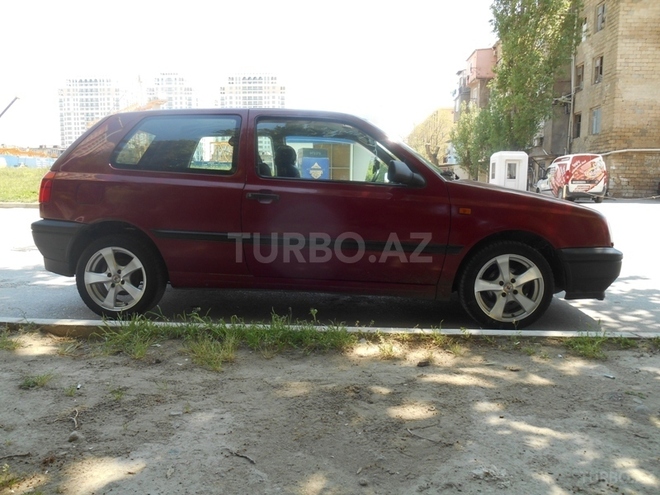 Volkswagen Golf 1993, 252,000 km - 1.8 l - Bakı