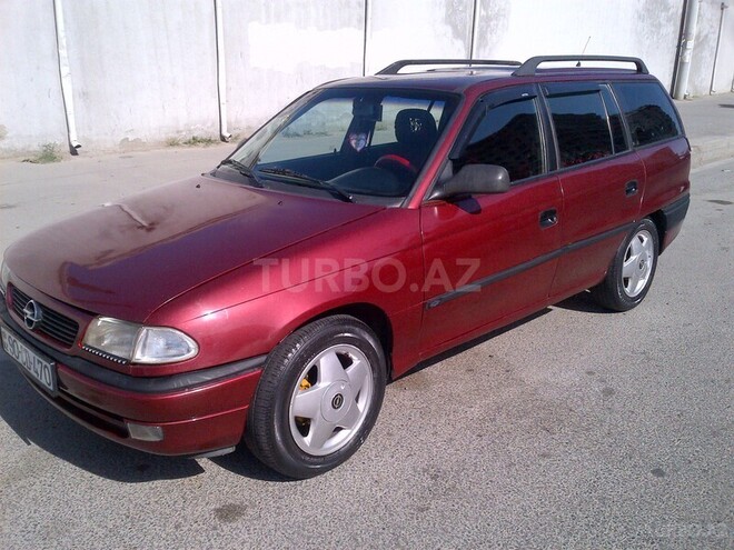 Opel Astra 1995, 240,000 km - 1.6 l - Bakı