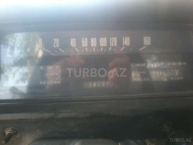 Moskvich  1984, 250,000 km - 1.2 l - Bakı