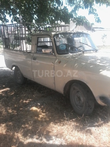 Moskvich  1984, 250,000 km - 1.2 l - Bakı