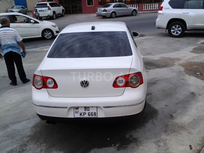 Volkswagen Passat 2006, 148,000 km - 2.0 л - Bakı