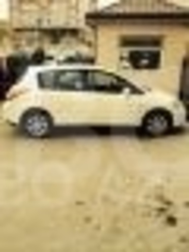 Nissan Tiida 2008, 70,000 km - 1.8 л - Bakı