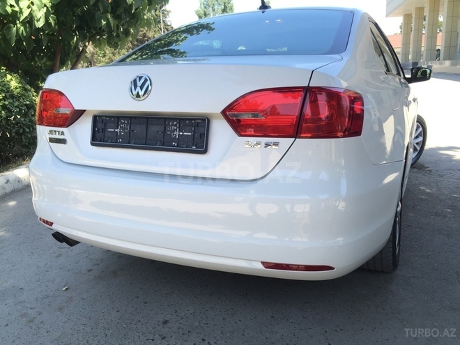 Volkswagen Jetta 2012, 42,000 km - 2.5 l - Bakı