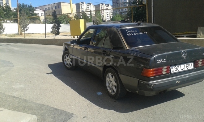 Mercedes 190 1991, 250,000 km - 2.0 l - Bakı
