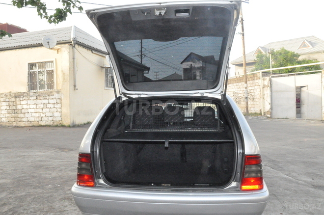 Mercedes C 220 1999, 222,000 km - 2.2 л - Bakı