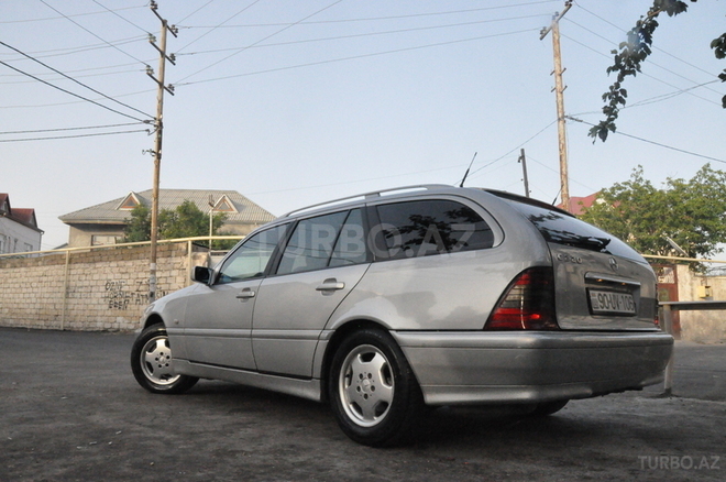 Mercedes C 220 1999, 222,000 km - 2.2 л - Bakı
