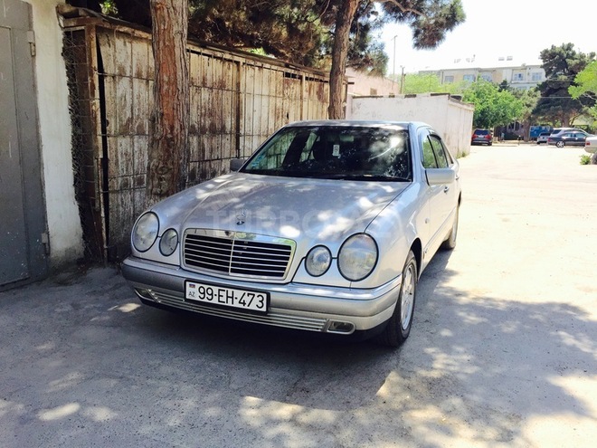 Mercedes E 200 1998, 190,000 km - 2.0 l - Bakı