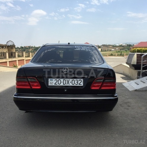 Mercedes E 280 2000, 203,000 km - 2.8 л - Bakı