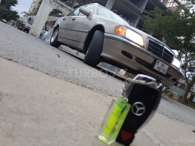 Mercedes C 230 1999, 160,000 km - 2.3 l - Bakı