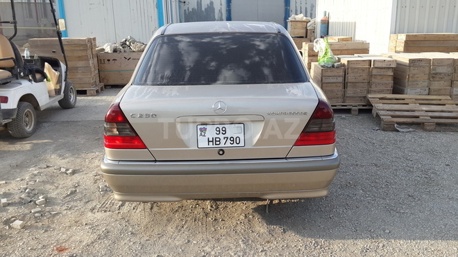 Mercedes C 230 1999, 160,000 km - 2.3 l - Bakı