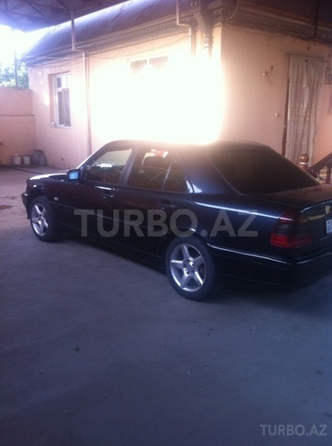 Mercedes C 180 1997, 290,000 km - 1.8 l - Bakı